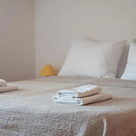 Πανσιόν Beachfront Lovro By Pag Tours Šimuni