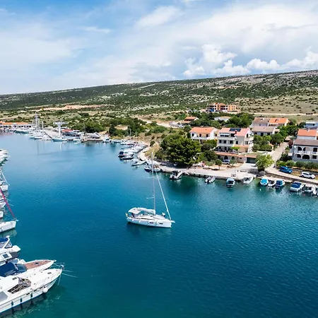 Beachfront Lovro By Pag Tours 4*