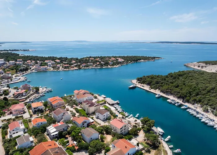 Beachfront Lovro By Pag Tours