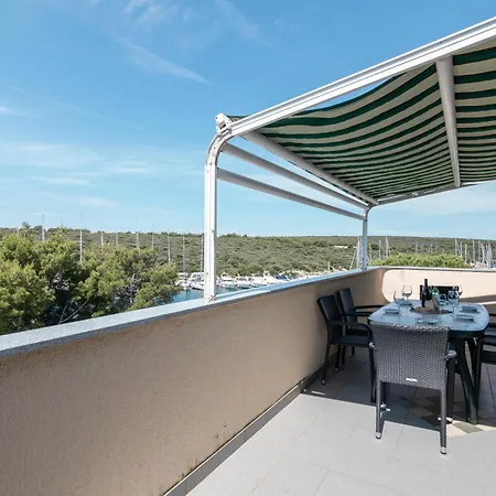 בית הארחה Beachfront Lovro By Pag Tours Šimuni