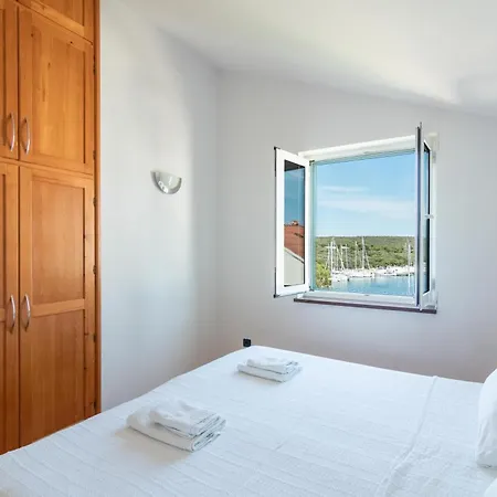 Maison d'hôtes Beachfront Lovro By Pag Tours Šimuni