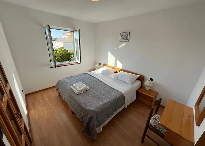 Beachfront Lovro By Pag Tours Guest house