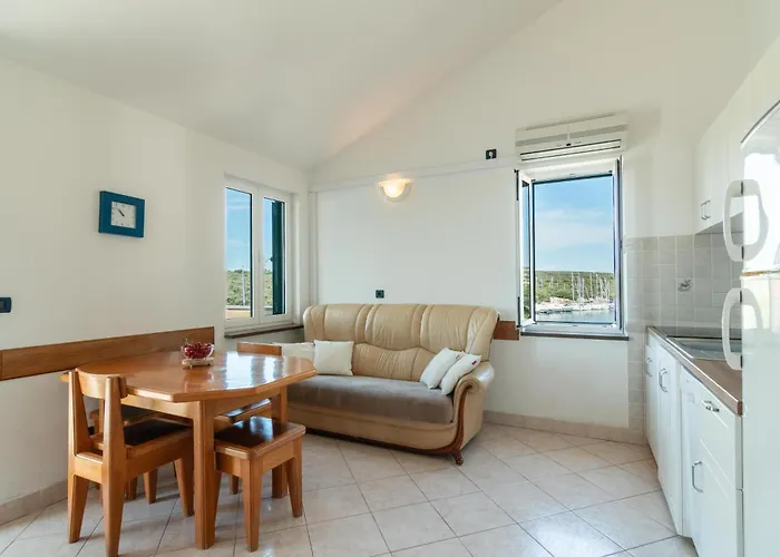 Beachfront Lovro By Pag Tours 4*