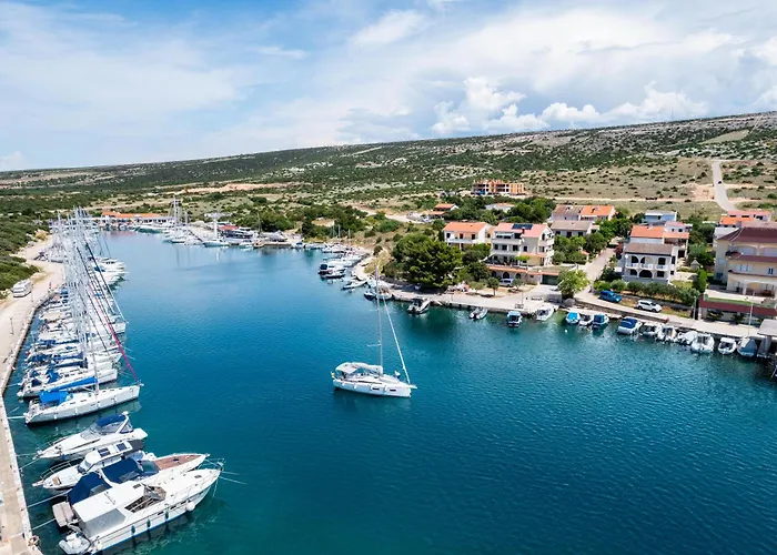 Beachfront Lovro By Pag Tours 4*