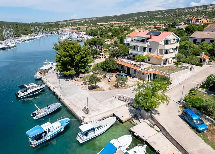 Beachfront Lovro By Pag Tours 4*